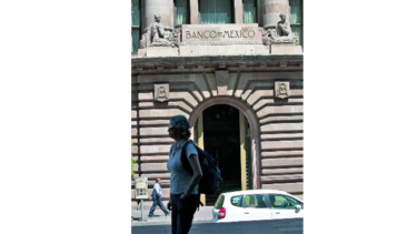 México eleva sus intereses