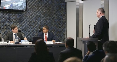 El sí unánime a los funcionarios