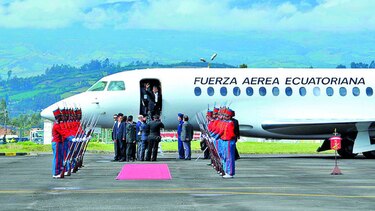 Presidente ecuatoriano venderá avión y bajará sueldo a funcionarios