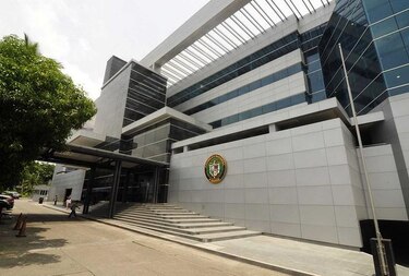 Piden a Yanibel Ábrego información sobre donaciones de diputados