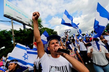 Miles de nicaragüenses exigen salida de Ortega, tras 4 meses de protesta