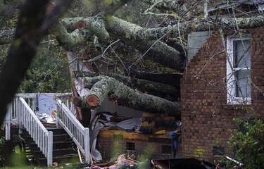 Tormenta Florence  deja muerte e inundaciones a su paso
