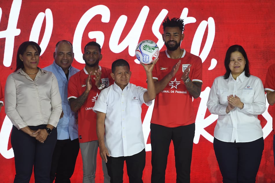 Un solo país, un solo equipo: el Canal de Panamá reafirma su alianza con las selecciones nacionales de fútbol 