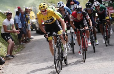 Chris Froome critica a Fabio Aru y también le pide perdón