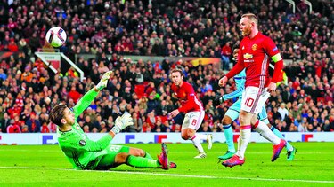 Manchester golea y el Inter queda afuera