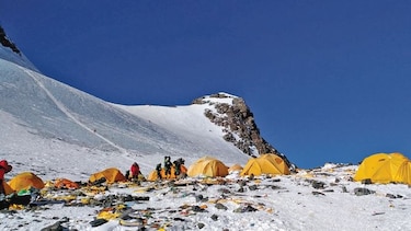El Everest, un vertedero a gran altitud