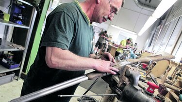 Actividad manufacturera sorprende en Alemania