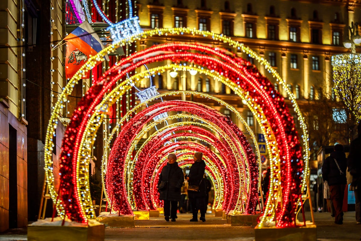 Así se ilumina el mundo para recibir la Navidad