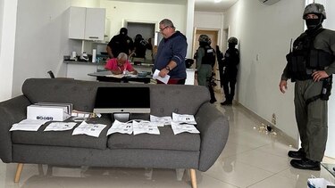 Desmantelan red de blanqueo de capitales; realizan allanamientos en Obarrio, Costa del Este y la avenida Balboa