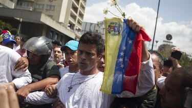 Leopoldo López pide a Pastrana que dé testimonio de lo que pasa en Venezuela