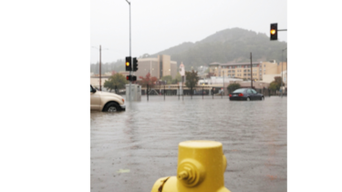 ‘Ciclón bomba’ golpea con fuertes lluvias y vientos el norte de California