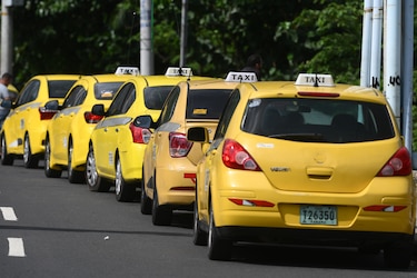 Nueva plataforma para taxis permitirá solicitar carreras por celular y conocer datos del conductor