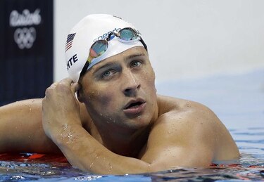 Ryan Lochte es suspendido por una infusión intravenosa