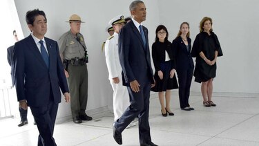 Barack Obama y Shinzo Abe rinden homenaje a las víctimas de Pearl Harbor