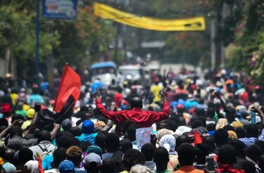 Miles de manifestantes exigen en Haití la renuncia del presidente por corrupción