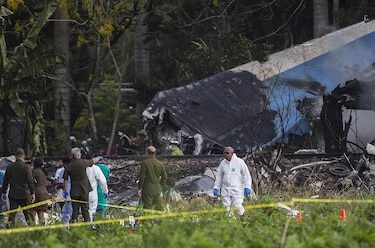 Cuba identificó 20 cadáveres de accidente aéreo y recibe condolencias del mundo