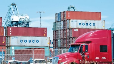 Exportaciones reducen déficit comercial de EU