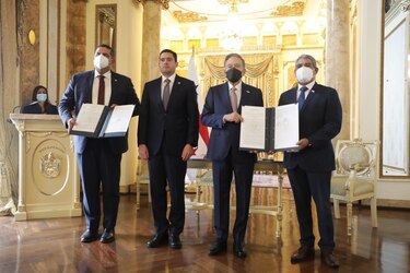 Oficializan decretos que regulan el uso medicinal del cannabis