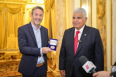 Presidente Mulino recibe a la selección de Panamá en el Palacio de las Garzas