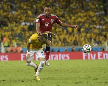 Neymar vuelve a la concentración brasileña