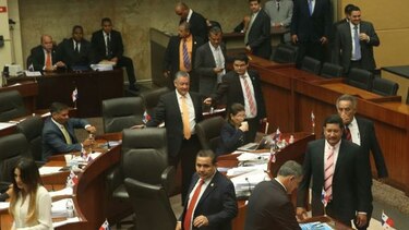 Ejecutivo alista temas para la Asamblea