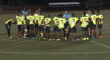 Panamá entrena en El Salvador y Yuyu Muñoz se incorpora al equipo