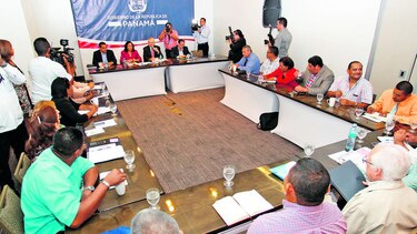 En una década el Meduca ha recibido $9 mil 601 millones