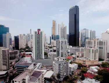 Fitch: Crecimiento no será suficiente para reparar finanzas