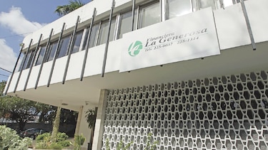 Tenedores esperan por $50 millones