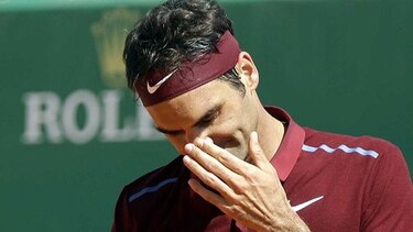 Federer se retira del Abierto de Madrid por lesión