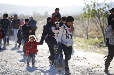 Desaparecen 10 mil niños migrantes en Europa; policía teme que sean esclavos sexuales