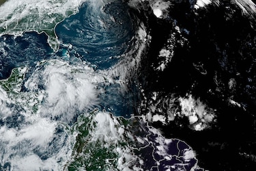 Alertan sobre la posible formación del huracán Helene, que podría llegar a Florida