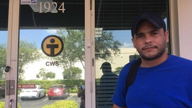 Crece el miedo entre inmigrantes en Miami, tras amenaza de redadas de Trump