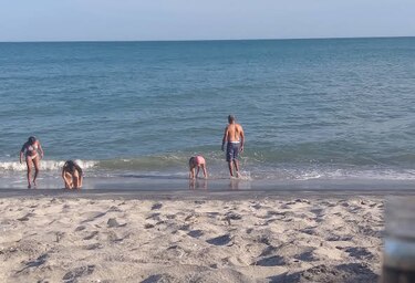 Roce entre Gobernadora Smith y el defensor del pueblo por regulación de playas: ‘debe respetar’