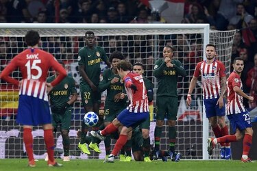 Atlético sella su pase a octavos de final