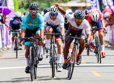 Joel Moreno brilla en la segunda etapa de la Vuelta a Chiriquí; David de Jesús Díaz Falconet sigue líder