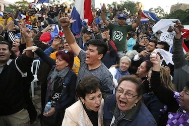 Archivan el proyecto de reelección del presidente paraguayo