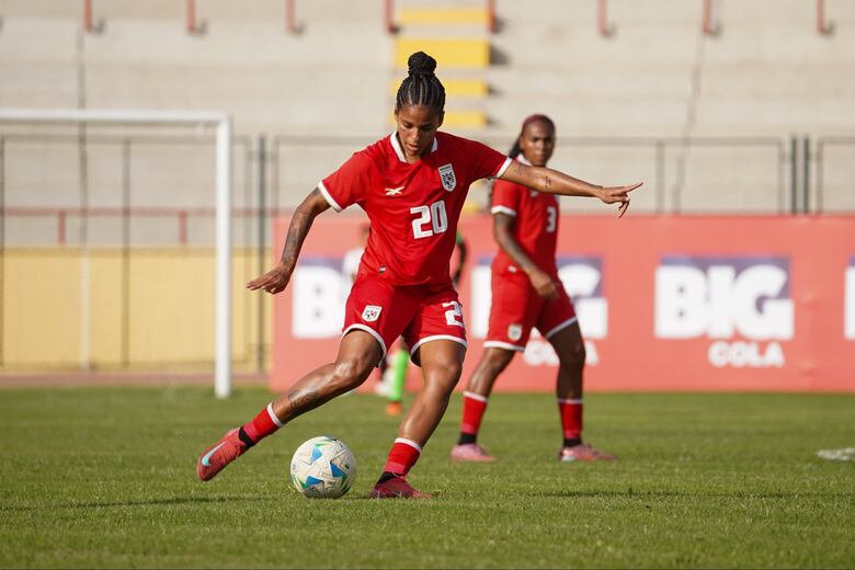 Panamá se impone a Perú en amistoso previo a las Eliminatorias del Mundial