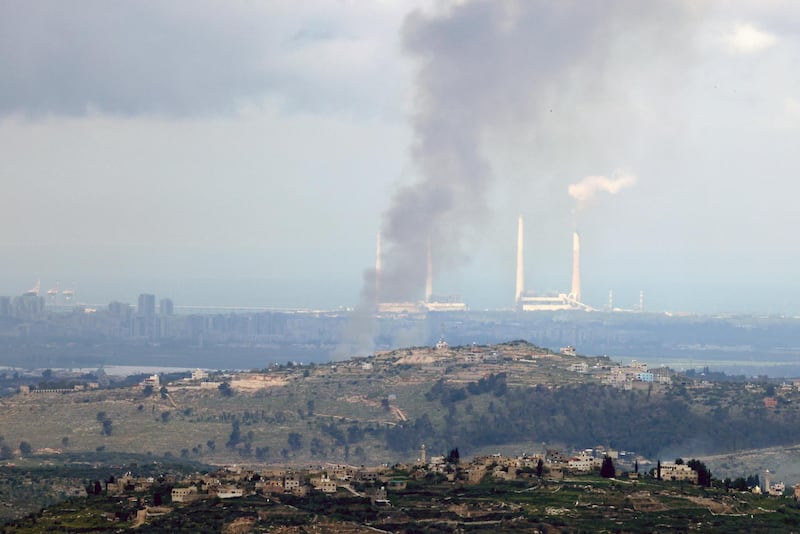 Irán lanza nuevos ataques contra Israel y objetivos estadounidenses en el golfo Pérsico