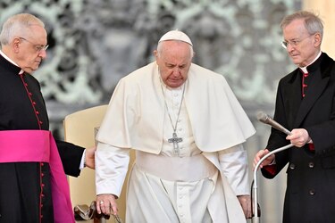 El papa cancela reunión con canciller argentino por problemas de salud
