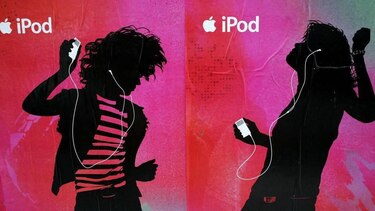 Apple cumple 50 años: 3 productos del gigante tecnológico que cambiaron nuestras vidas (y 3 que fracasaron)