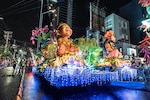 Más de 300 mil personas en el desfile de Navidad de ciudad de Panamá