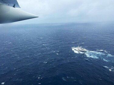 La Guardia Costera de Estados Unidos halla posibles ‘restos humanos’ entre los escombros del Titán