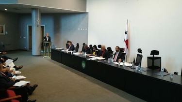 Comisión de Salud inicia discusión sobre reformas a la ley de medicamentos