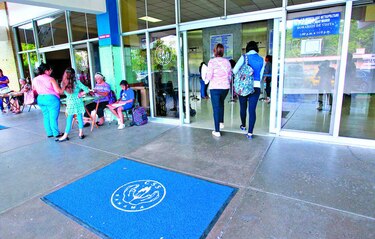 Comisión evalúa a aspirantes a la CSS