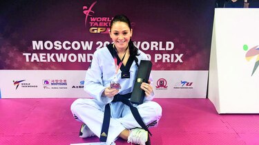 Carstens gana bronce en Rusia