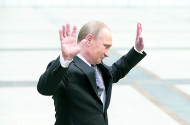 Canal ruso traduce mal capítulo de serie para no hablar mal de Putin