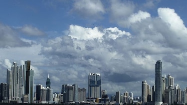 Panamá, en el vagón de cola en facilidad para pagar impuestos