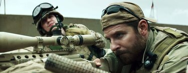 El controversial filme 'Francotirador' sigue al tope de la taquilla de EU