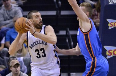 Gasol y Randolph llevan a Grizzlies a la victoria